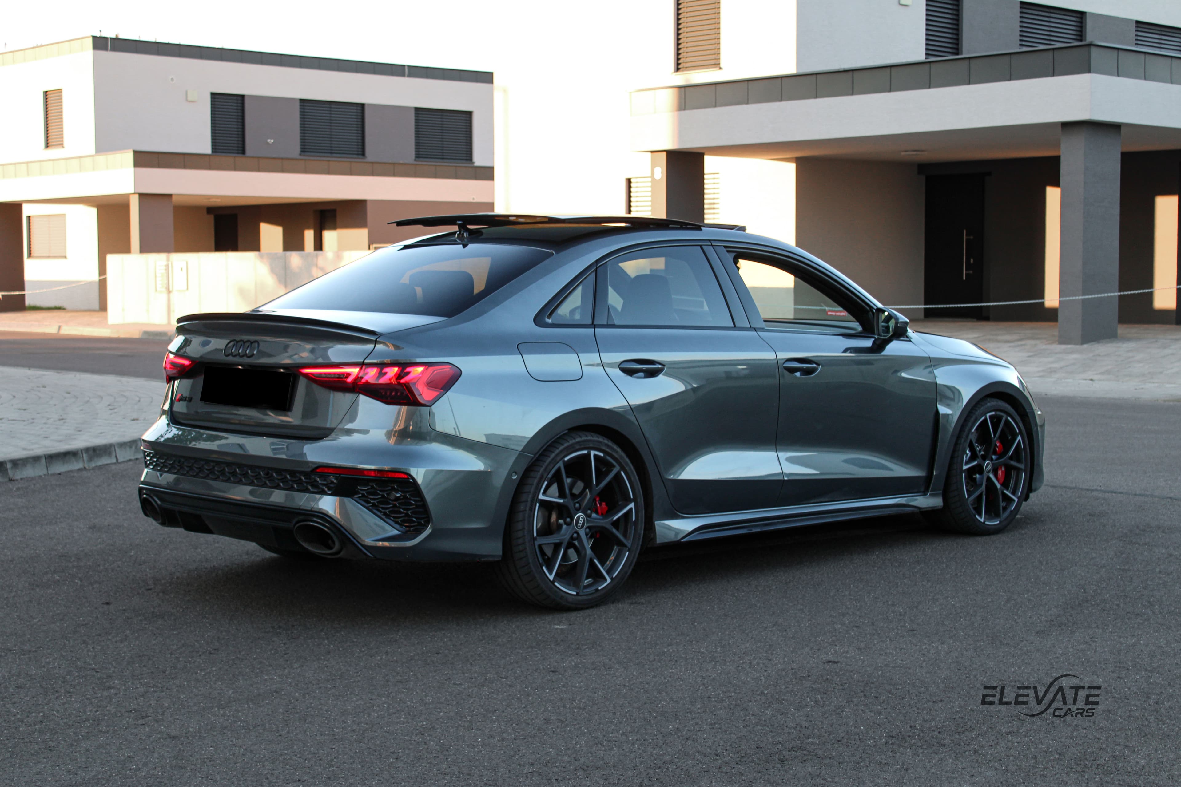 Audi RS3 Limousine - náhľad 3