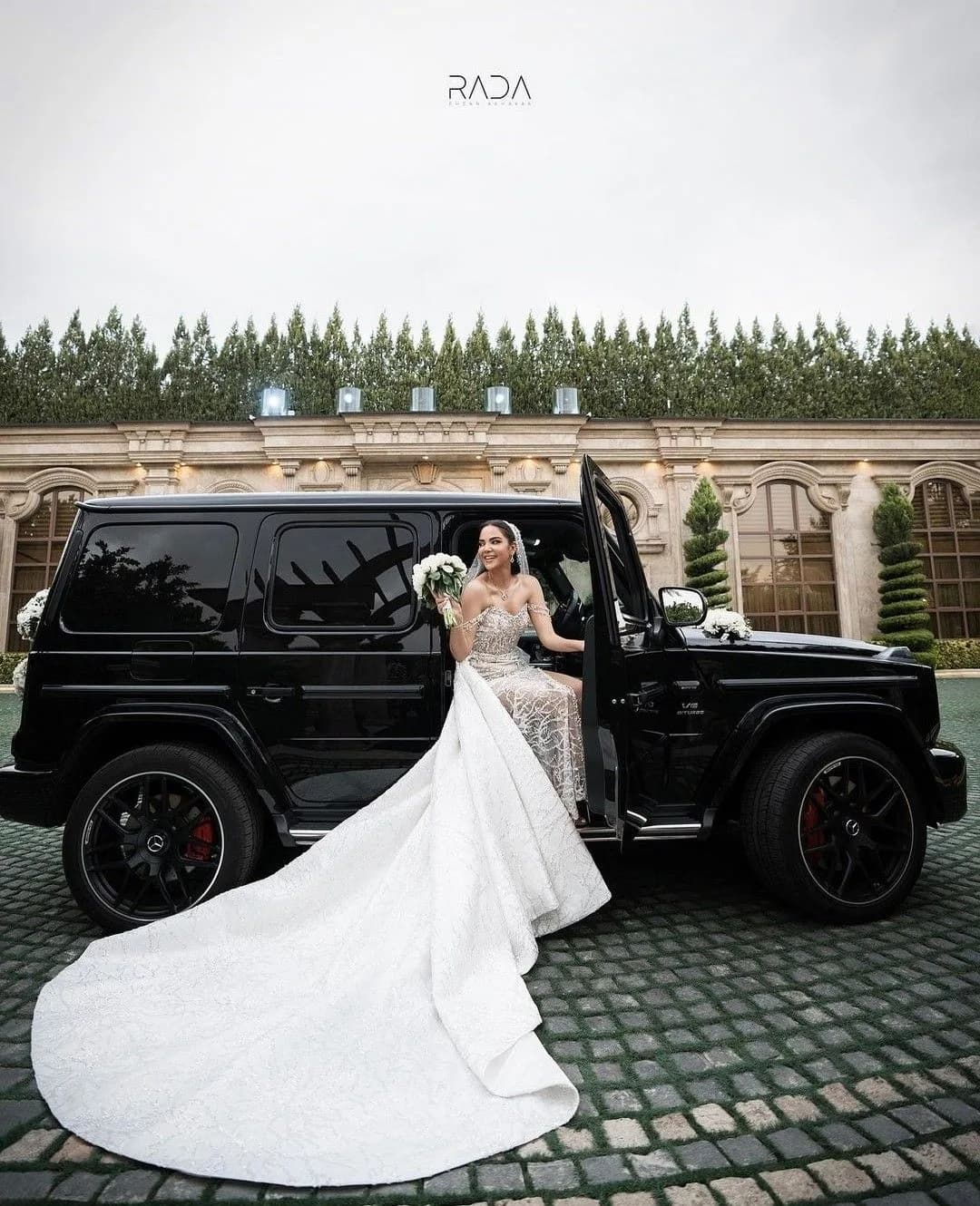 Svadobné auto na prenájom: 7 tipov, ako vybrať správne